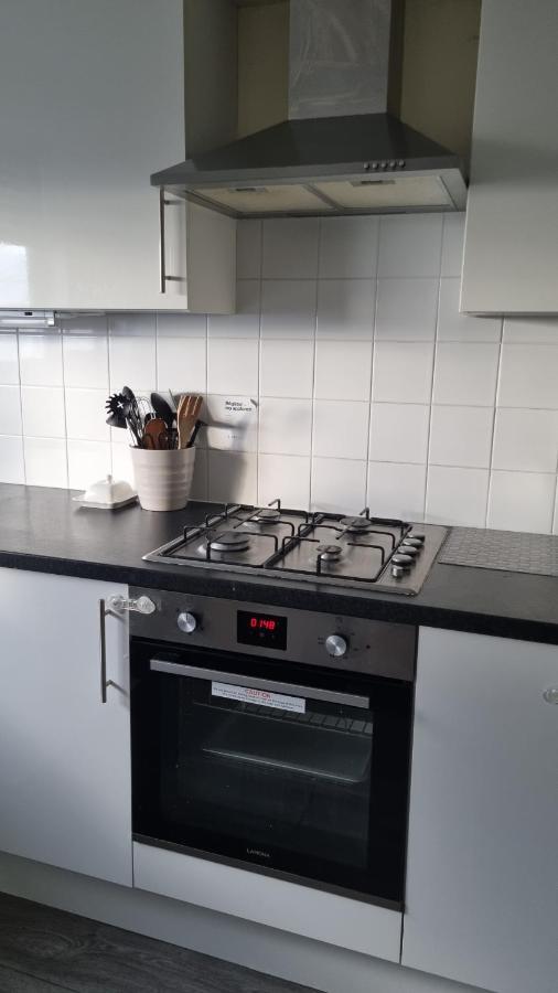 Whetstone High Apartment Ngoại thất bức ảnh